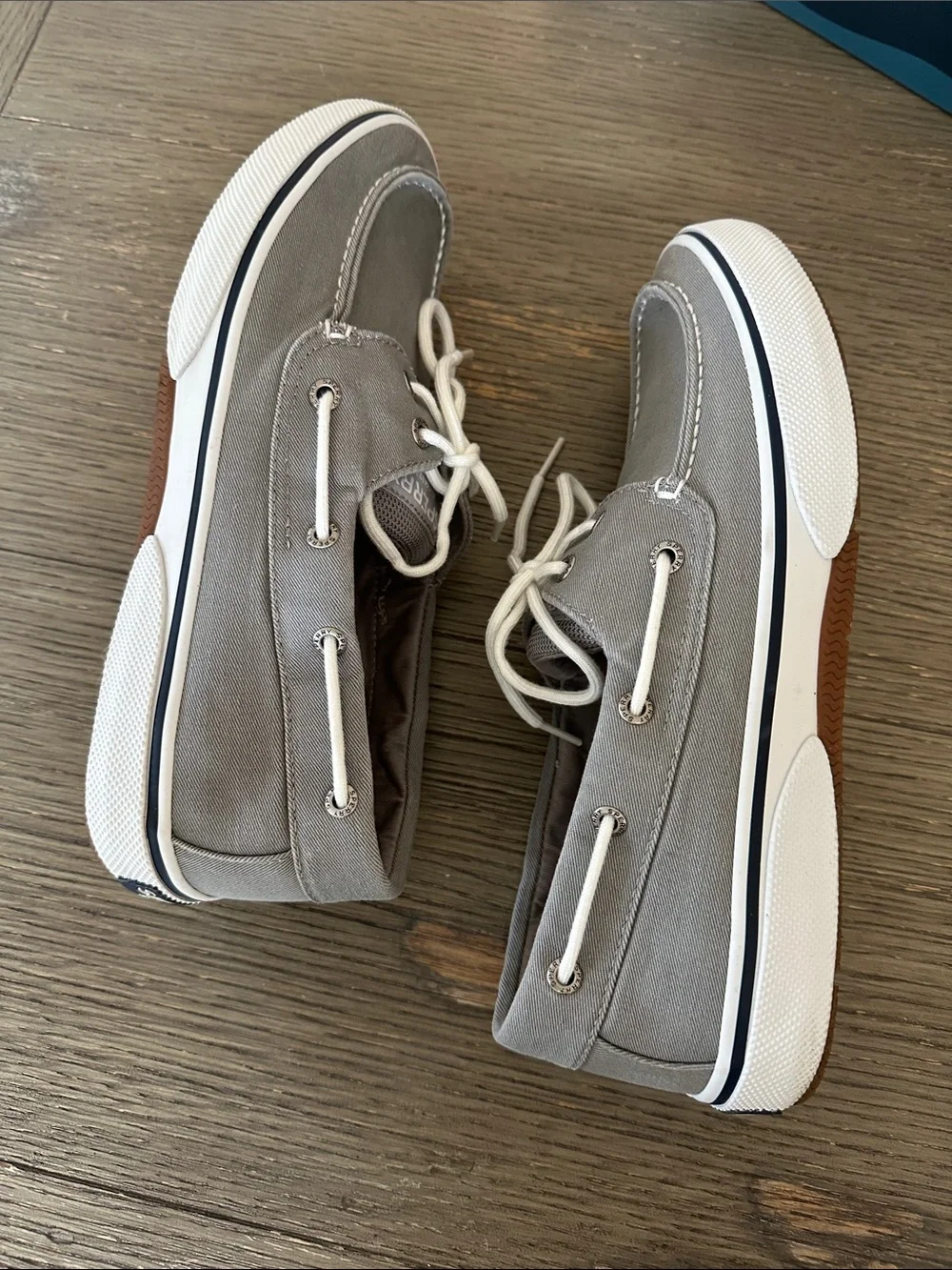 Sperry Men’s Halyard 2 eye sw grey with memory foam canvas boat sneaker size 10